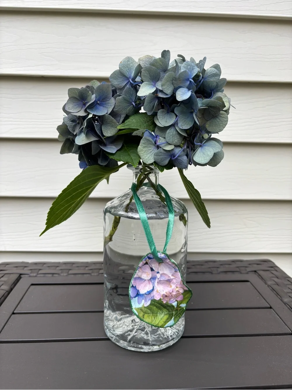Handmade hydrangea decoupage shell ornament with vase
